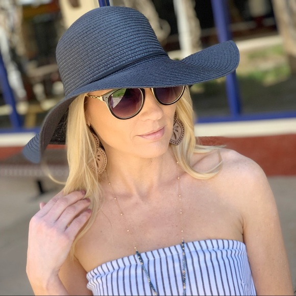 ✨RESTOCKED✨Black Tassel Floppy Hat - Picture 2 of 6